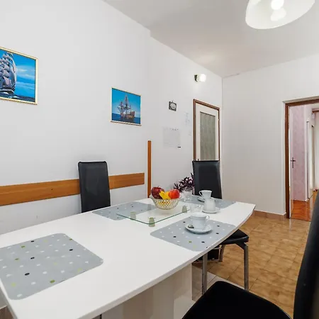 Danica Apartman Dramalj